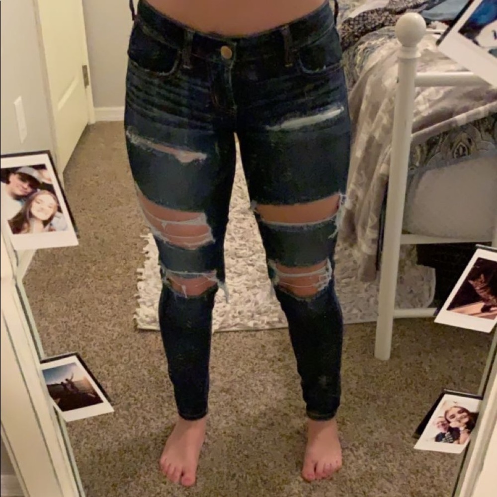 American eagle low rise jeans